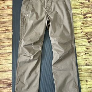 Under Armour Men's Khaki Chinos
